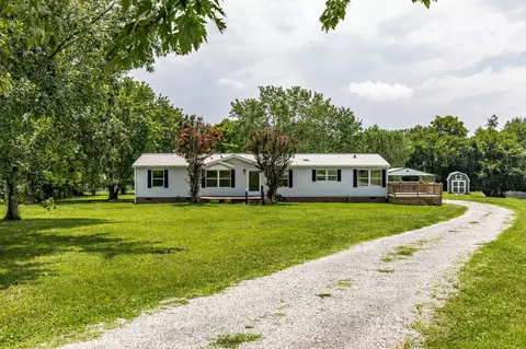 1027 Lbj Ct, Gallatin, TN 37066