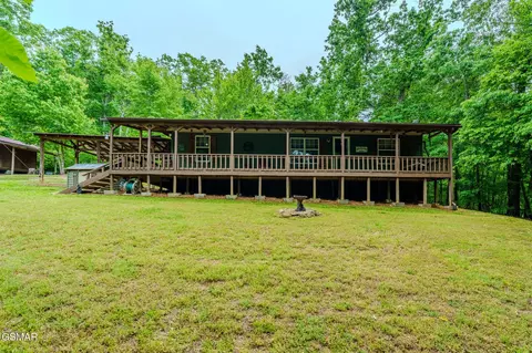 1056 Dudley Dr, Sevierville, TN 37876