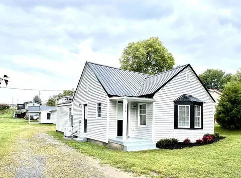 228 Melton Rd, Newport, TN 37821