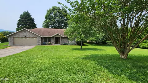 760 Gates Ln, Kodak, TN 37764