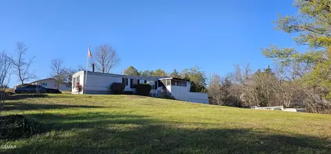 302 Hardin Rd, Kodak, TN 37764
