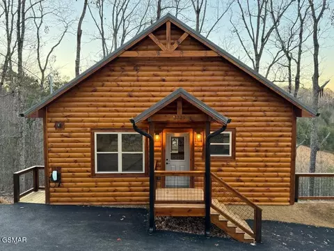 3729 Ivy Way, Sevierville, TN 37876