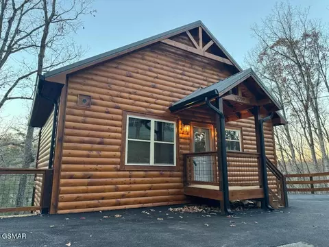 3739 Ivy Way, Sevierville, TN 37876