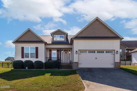 2658 Vista Meadows Ln, Sevierville, TN 37876
