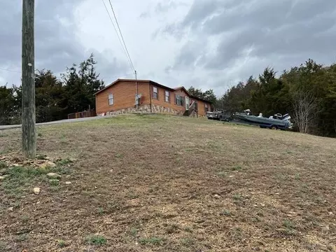 1263 N Creek Side Ln, Sevierville, TN 37876