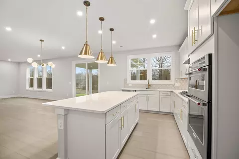 Kitchen - 2 Silva Loop, Mount Juliet, TN 37122 photo 5 of 7