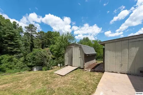 185 Cedar Cir, Powell, TN 37849 photo 23