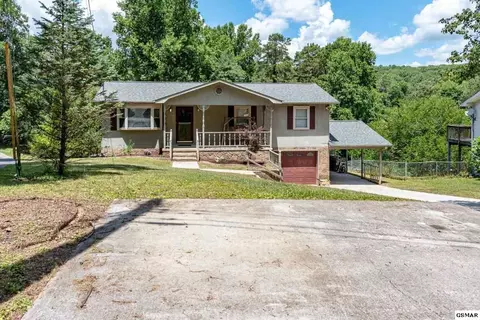 185 Cedar Cir, Powell, TN 37849 photo 3