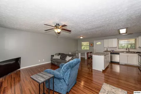 185 Cedar Cir, Powell, TN 37849 photo 6