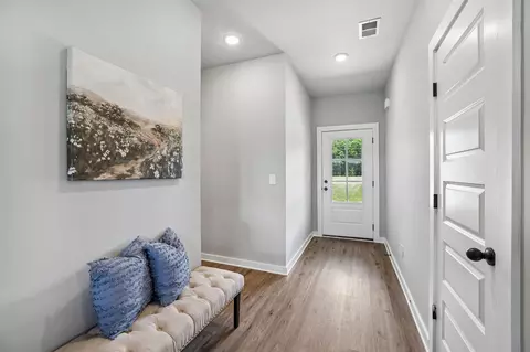 Entry Way - 731 N Main St, Morrison, TN 37357 photo 3 of 3