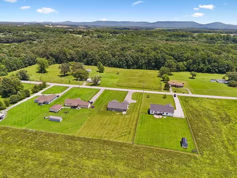 View/Area - 731 N Main St, Morrison, TN 37357 photo 8 of 11