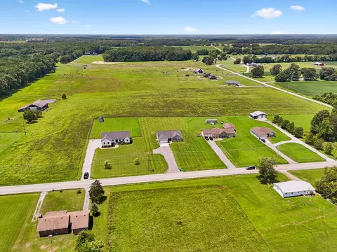 View/Area - 731 N Main St, Morrison, TN 37357 photo 3 of 11