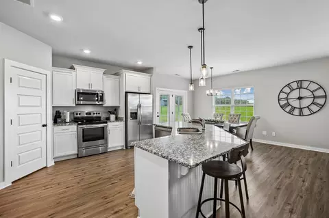 Kitchen - 731 N Main St, Morrison, TN 37357 photo 2 of 5