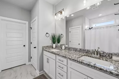 Bath - 731 N Main St, Morrison, TN 37357 photo 1 of 3