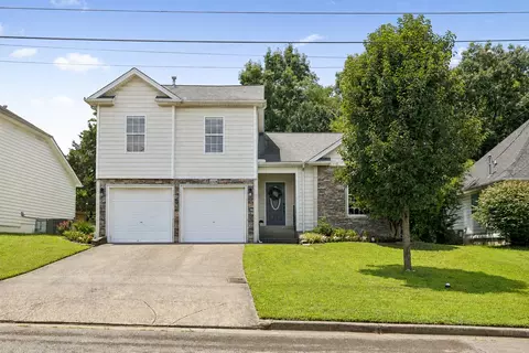2224 Green Trails Dr, Antioch, TN 37013