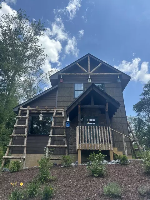 970 Douglas Dam Rd #2, Kodak, TN 37764