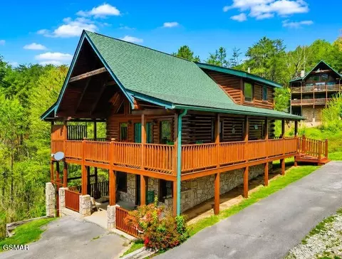 1984 E Mountain View Way, Sevierville, TN 37862