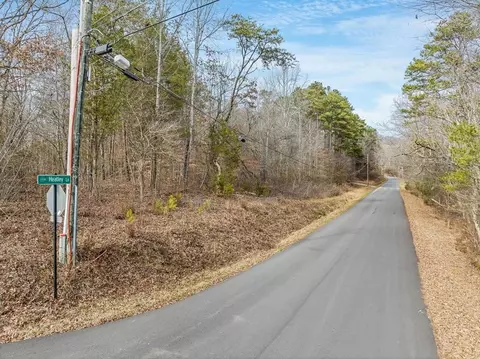 14 Heatley Ln, Sevierville, TN 37862