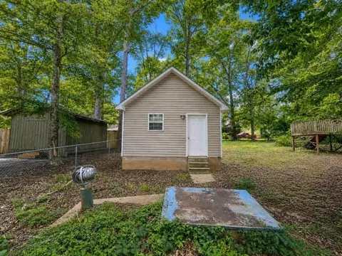 Exterior - 655 End Dr, Savannah, TN 38372 photo 4 of 5