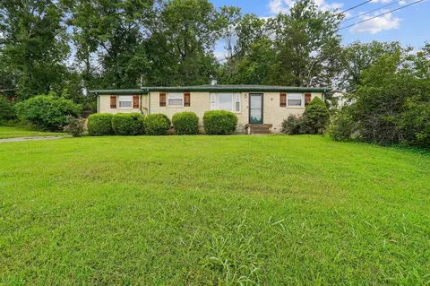 375 Spring Valley Dr, Mount Juliet, TN 37122
