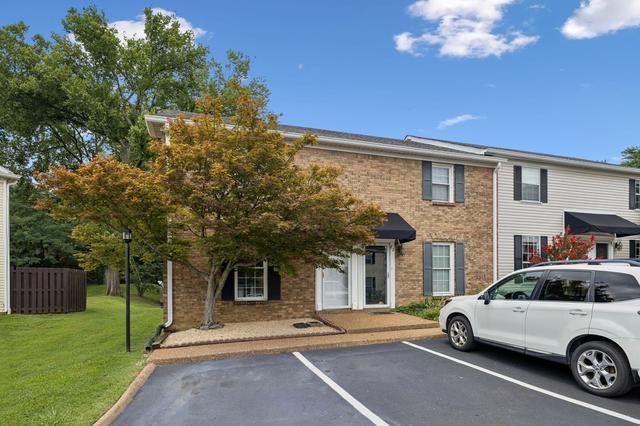 200 N Royal Oaks Blvd #E1, Franklin, TN 37067