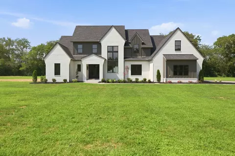 322 Canna Dr, Lascassas, TN 37085
