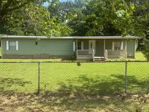 904 High Point Rd, Evensville, TN 37332