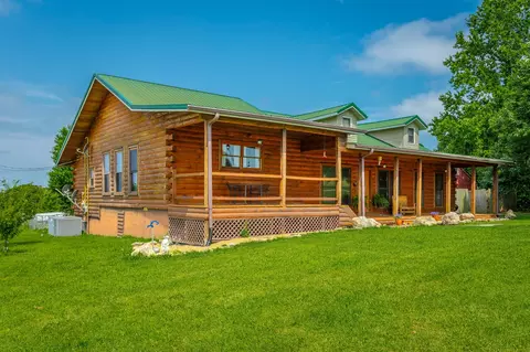 2195 Myers Rd, Pikeville, TN 37367