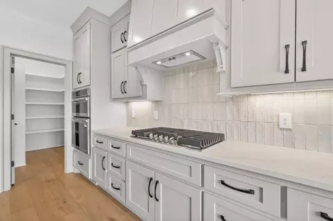 Kitchen - 5541 Sinclair St, Murfreesboro, TN 37127 photo 5 of 8