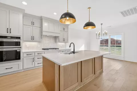 Kitchen - 5541 Sinclair St, Murfreesboro, TN 37127 photo 1 of 8