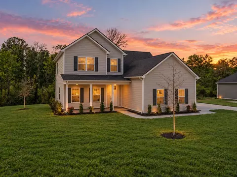 101 Centennial Ln, Columbia, TN 38401