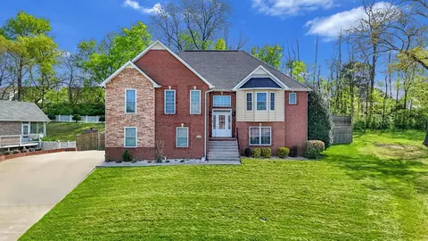 2235 Jasmine Dr, Clarksville, TN 37043