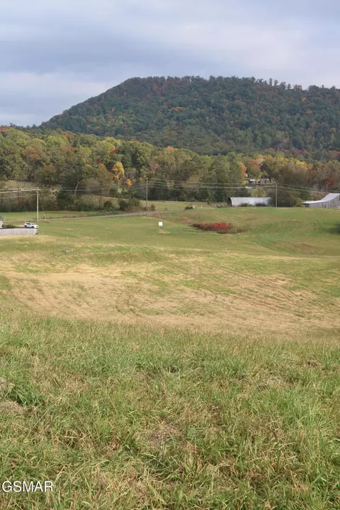 635 Sharp Rd, Sevierville, TN 37876 photo 7