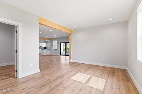 Living - 206 Eagle View Dr, Dandridge, TN 37725 photo 8 of 8