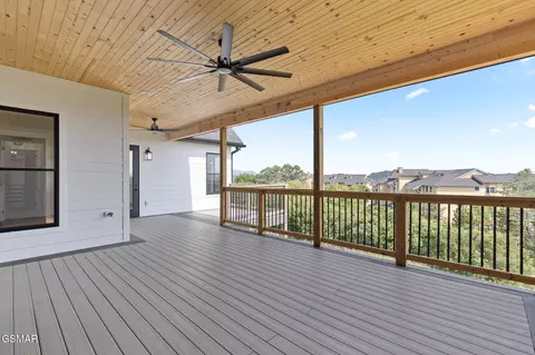 Exterior - 206 Eagle View Dr, Dandridge, TN 37725 photo 6 of 15