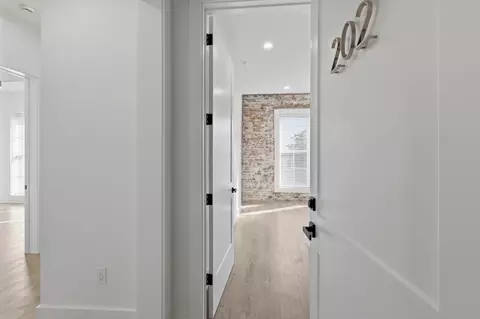 1600 10th Ave N #202, Nashville, TN 37208