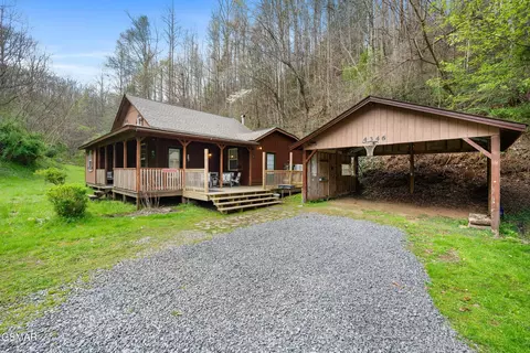 4346 Grindstone Ridge Rd, Pigeon Forge, TN 37863