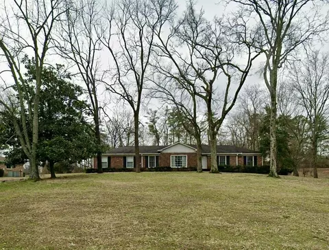 8111 Devens Dr, Brentwood, TN 37027
