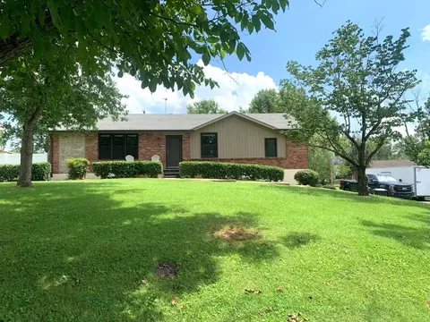 4009 Knud Dr, Columbia, TN 38401