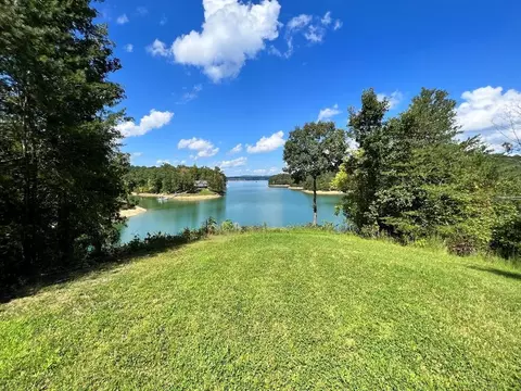 232425 Scott St, Sevierville, TN 37876