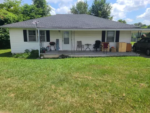 9 Johnson St, Niota, TN 37826