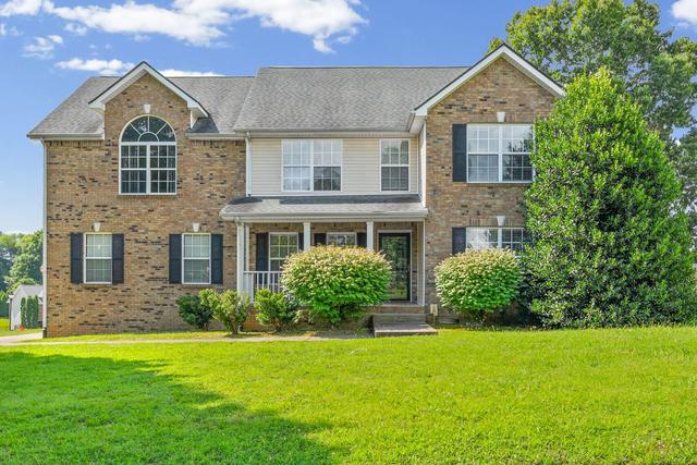 850 Nandina Ct, Clarksville, TN 37043