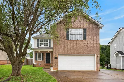 2785 Ridgepole Dr, Clarksville, TN 37040