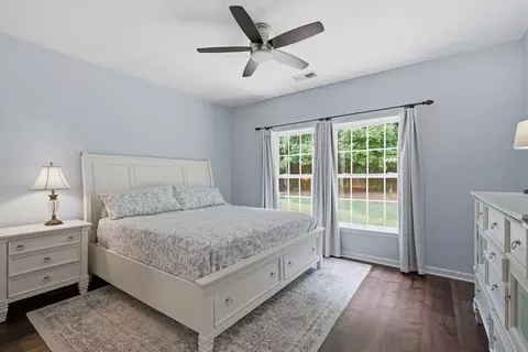 Bedroom - 3701 Ivanora Dr, Spring Hill, TN 37174 photo 3 of 7