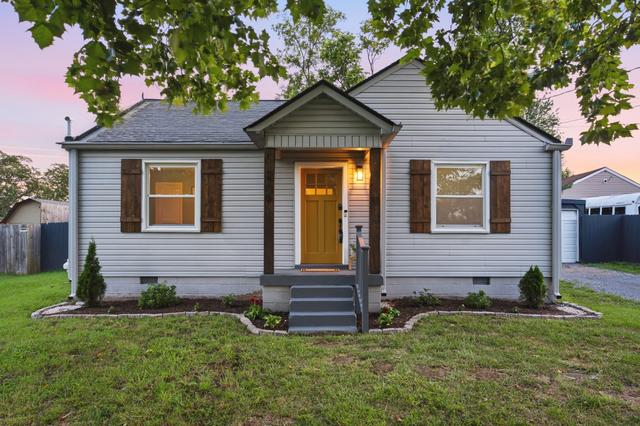 2215 Weona Dr, Nashville, TN 37214