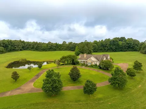 520 Cedar Springs Church Rd SE, Cleveland, TN 37323