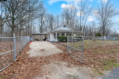 Exterior - 408 Spring St, Monteagle, TN 37356 photo 4 of 13