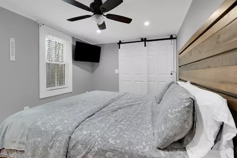 Bedroom - 408 Spring St, Monteagle, TN 37356 photo 6 of 9