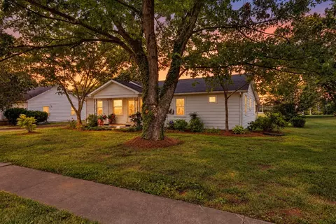 345 Portland Blvd, Portland, TN 37148