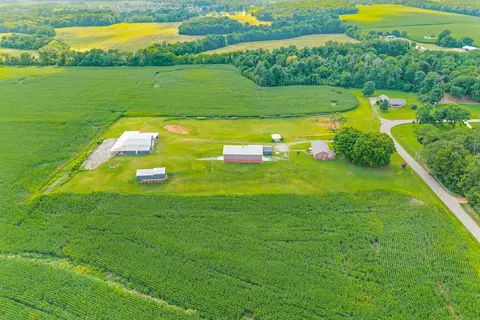 3350 Kirkwood Rd, Clarksville, TN 37043